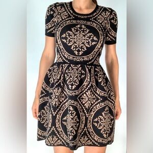 Romeo & Juliet Couture Black and Tan Sweater Dress